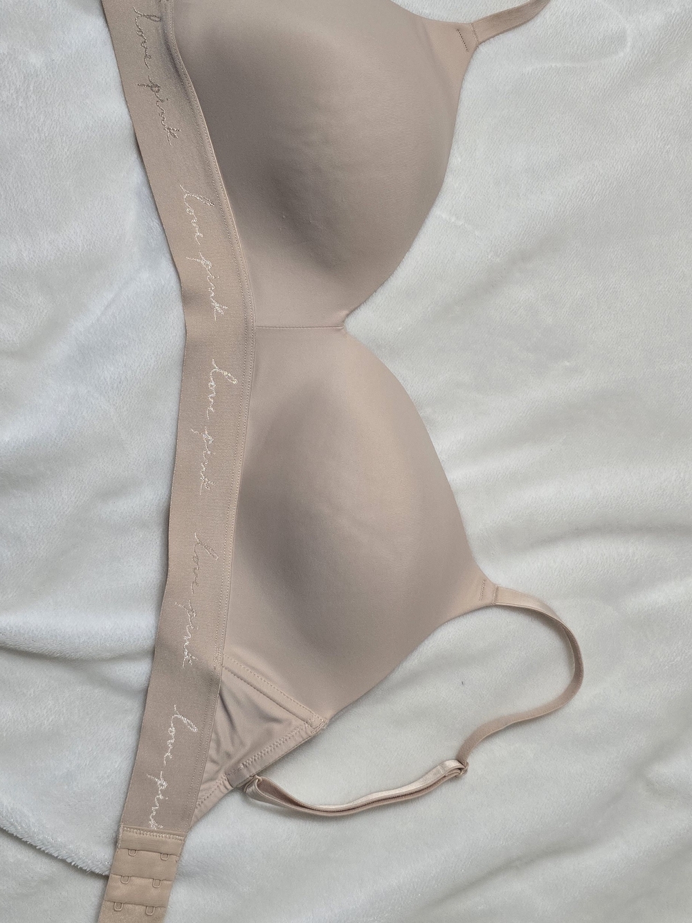 Victoria's Secret Wireless Wear Everywhere T-shirt Lightly Lined Bra 32DDD NWOT